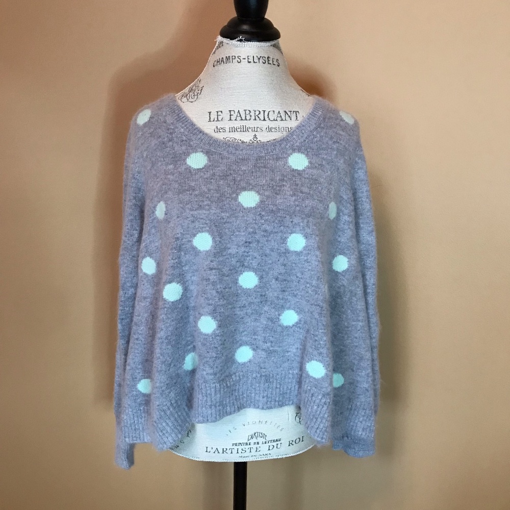 Victoria's Secret super soft women's M sweater
